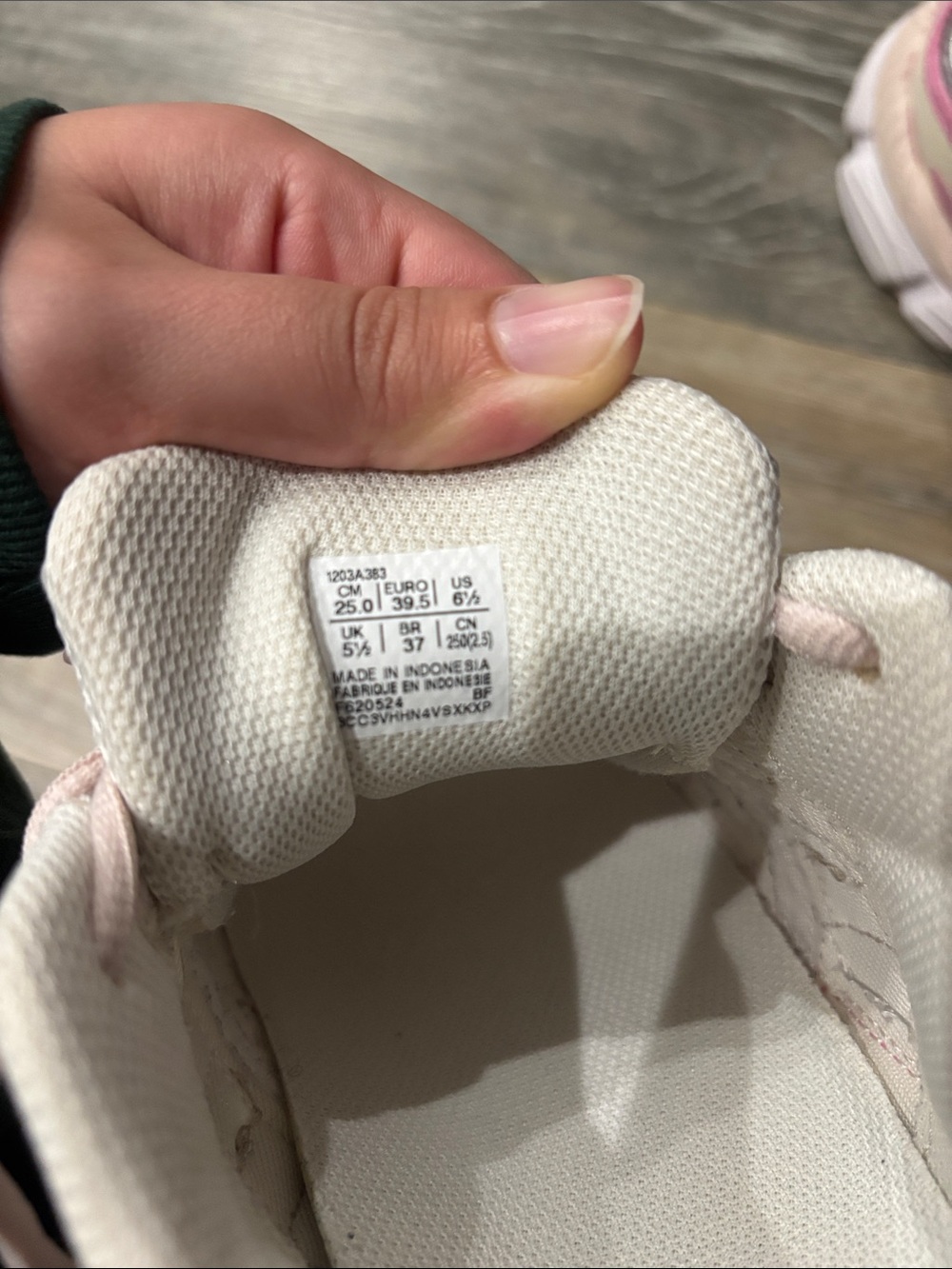 Asics Women's Athletic Sneakers in Pink and Cream - Picture 6 of 6